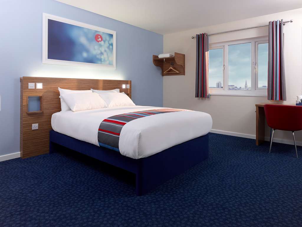 Travelodge Warrington Lowton Szoba fotó