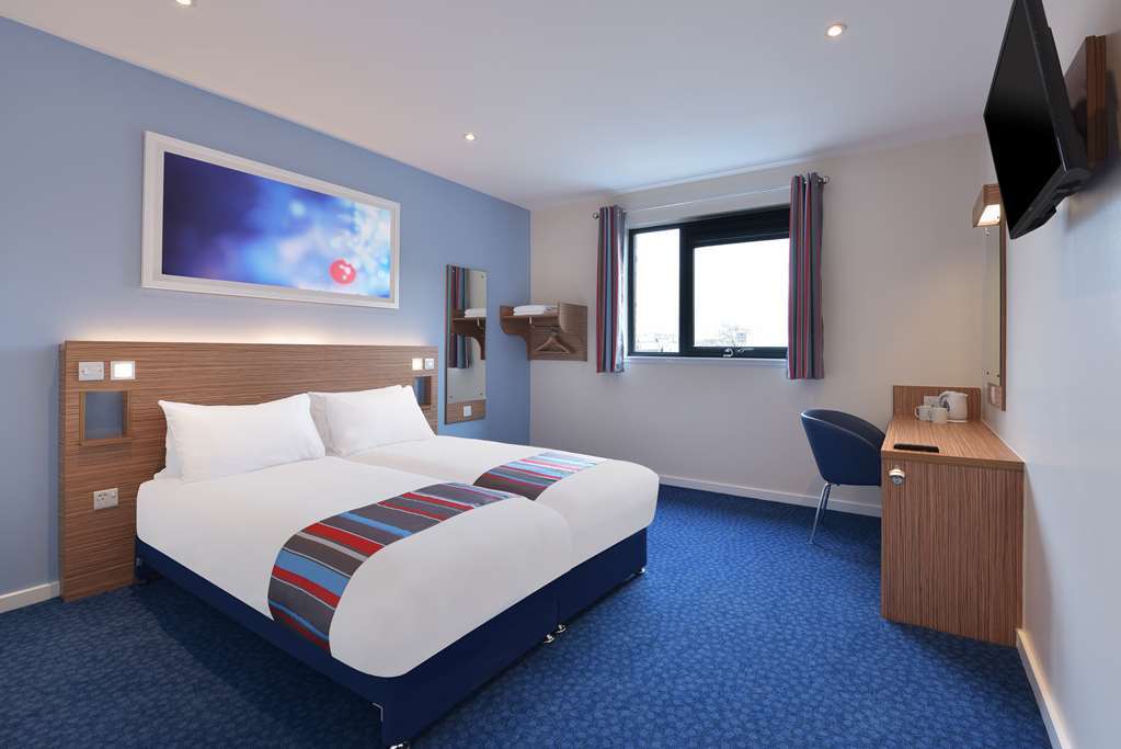 Travelodge Warrington Lowton Szoba fotó