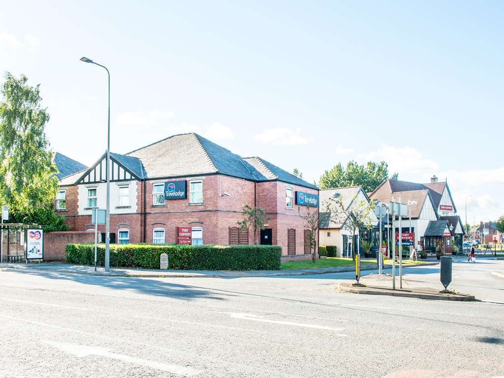 Travelodge Warrington Lowton Kültér fotó