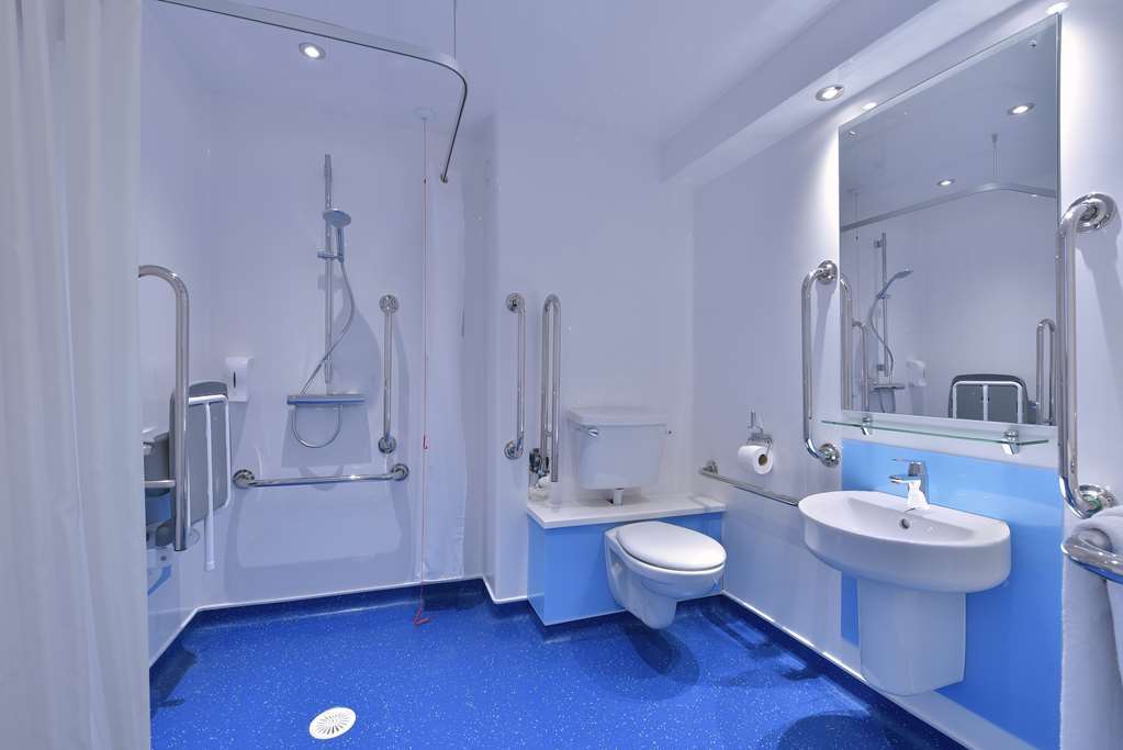 Travelodge Warrington Lowton Szoba fotó