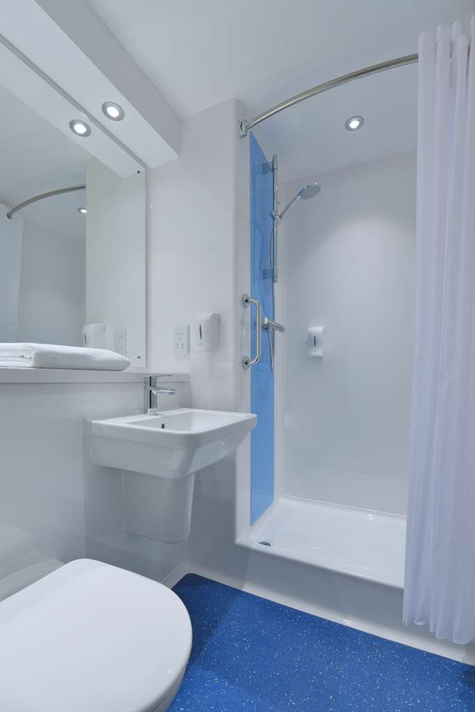 Travelodge Warrington Lowton Szoba fotó